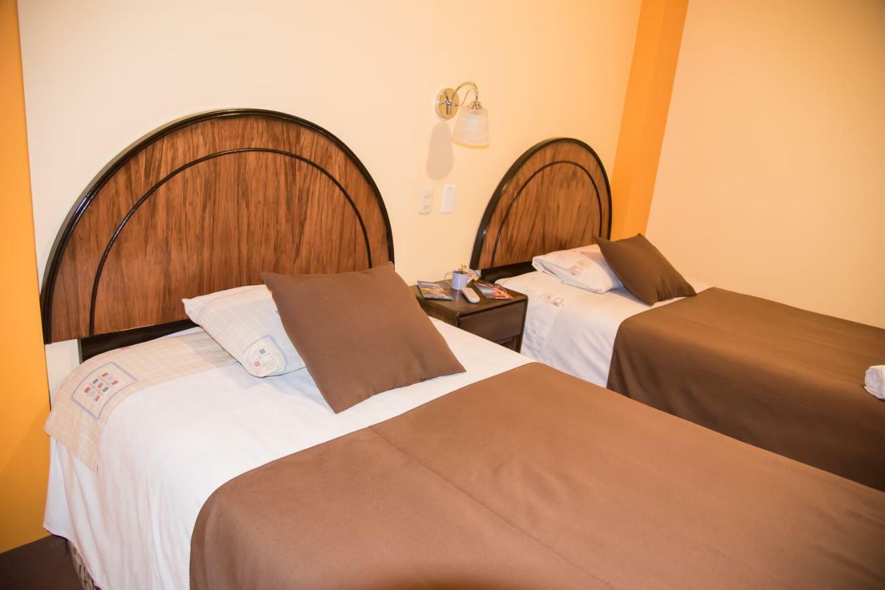 Hostal Milagros Inn - Samary Inn 푸노 외부 사진