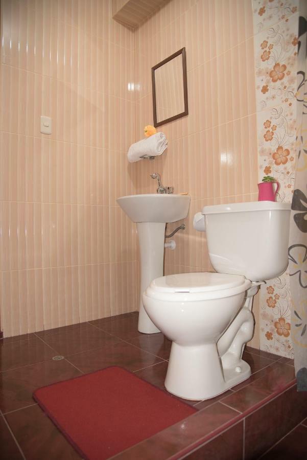 Hostal Milagros Inn - Samary Inn 푸노 외부 사진